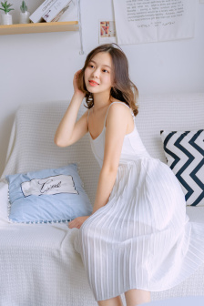 美丽女邻居3